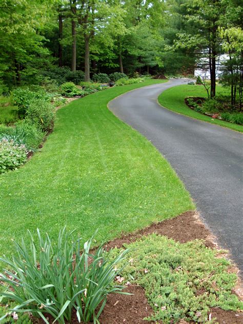 5 Operational And Sophisticated Garden Edging Ideas Driveway Entrance