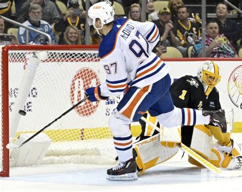 Photo Edmonton Oilers Scores Connor Mcdavid On Penalty Shot