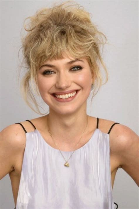 Check Out Imogen Poots On Zanda Imogen Poots Effortless Hairstyles Hairstyles With Bangs