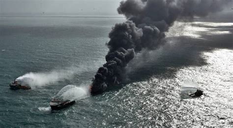 Sri Lanka Braces For Major Oil Spill As Cargo Vessel Expected To Sink Report World News The