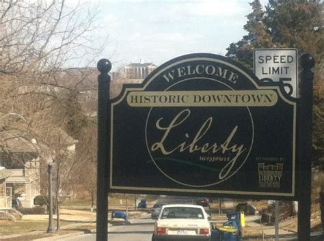 Historic District Sign Liberty Missouri Missouri Hometown
