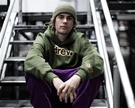 1), justin bieber rang in 2021 by unveiling his new single anyone and its accompanying music video. Justin Bieber New Video in Underwear: Anyone's Behind-The ...