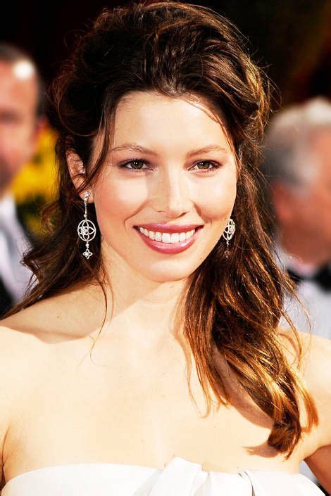 Red Carpet Hairstyle Half Updo Jessica Biel Celebrity Hairstyle Wedding Hairstyles And