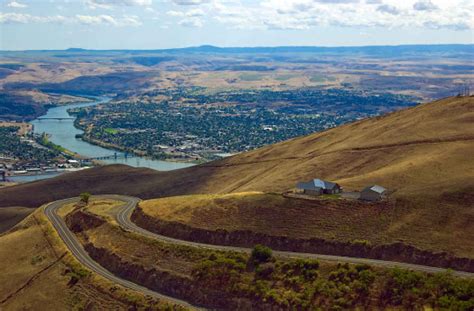 The Most Scenic Drive In All 50 States Scenic Scenic Drive Scenic Byway