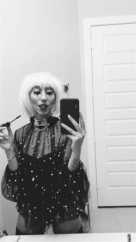 Vanessa Hudgens Halloween Costumes Punk Instagram Style Fashion Swag Moda Fashion Styles