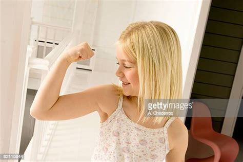 Girls Biceps Bildbanksfoton Och Bilder Getty Images