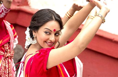 Sonakshi Sinha Movie Dance India Saree Hd Wallpaper Peakpx