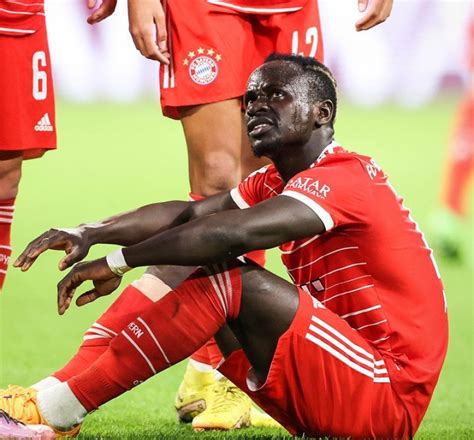 Cameroon Info Senegal Star Mané Injured In Bayern Munich Game Ahead Of Fifa World Cup