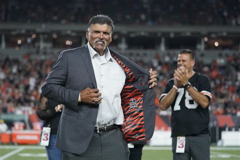 Anthony Munoz Hired As Hall Of Fame Relationship Officer Ap News
