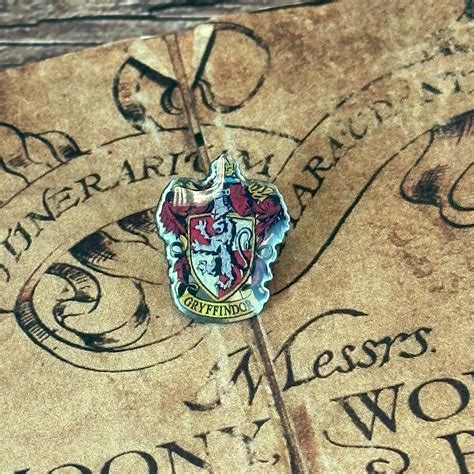 Gryffindor House Crest Harry Potter Lapel Pin Collectors Outpost