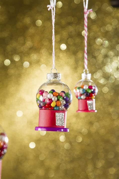 DIY Christmas Ornament Craft Ideas for Kids from Family Fun  {Not