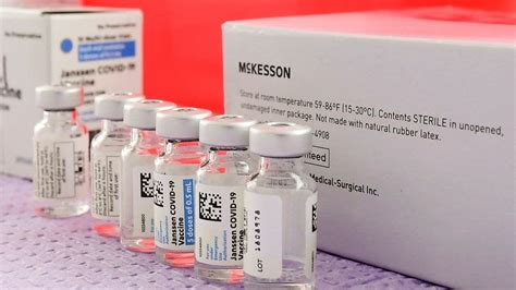 This is enough for the body. Janssen-Vaccin : J&J eyes 'imminent' coronavirus vaccine ...