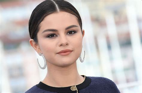 Selena Gomez And Mental Health Awareness A Timeline Lgericssonus