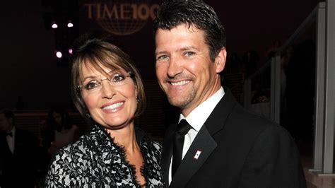 Sarah Palins Husband Files For Divorce After 31 Years Of Marriage