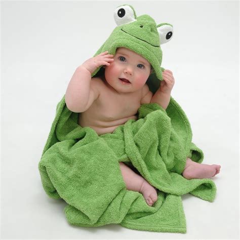Yikes Twins Frog Hooded Towel Stitch Sensations