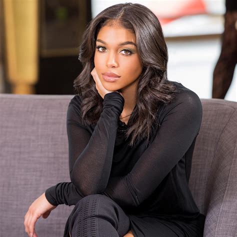 Be inspired by the people, places and stories told here. Lori Harvey - Interesting Facts About Steve Harvey's ...