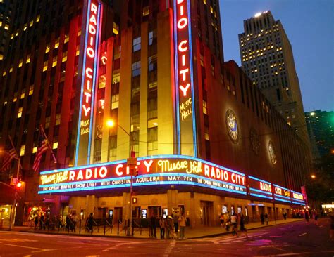As we know the craze about videos is huge la is the city with a creative economy known for the makers of art, entertainment, music, movies, etc. Empire - O Magazine's 10th Anniversary and The Oprah Winfrey Show Live from Radio City Music Hall
