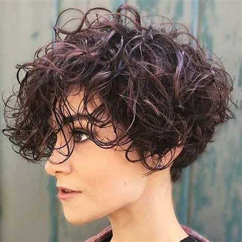 You'll spend less time washing and styling your hair thanks to these bob hairstyles. The most trendy curly hairstyles for women in 2020 - 2021