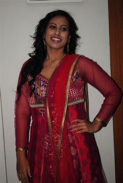 Telugu Actress Rajitha Reddy Photos Stills Gallery