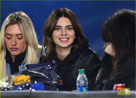 Photo Kendall Jenner Tyler Cameron Stassie Nfl Game Photo