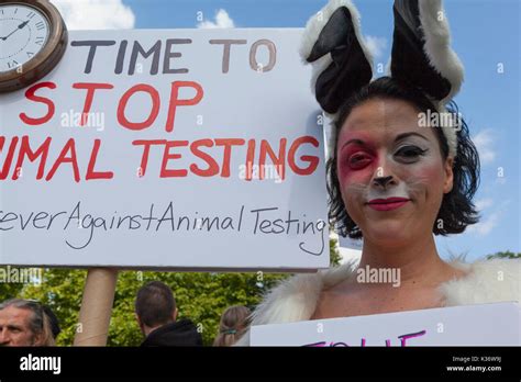 Animal Rights March: London UK. 2nd September, 2017. Thousands of