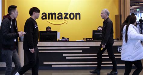 Amazon Partners With Startup Hugging Face For Chatgpt Rival Gpt Ai News