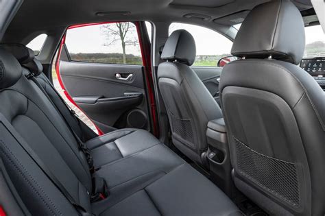 Do The Back Seats Fold Down In A Hyundai Kona? 2