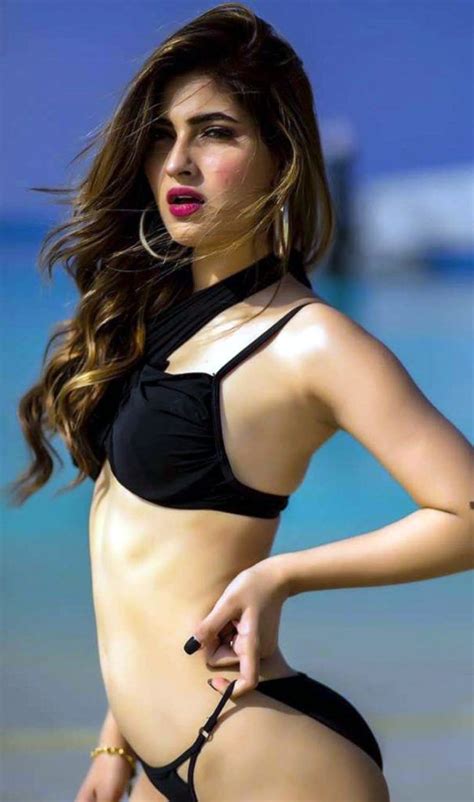 Indian Sexy Celebritys Top 25 Bollywood Actresses In Bikini Photos