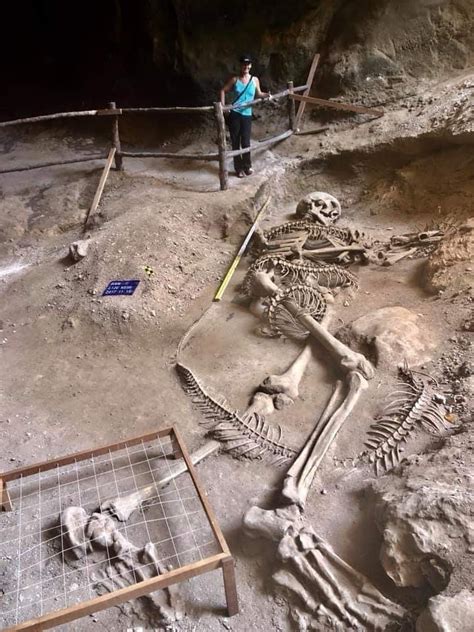 Fotos Esqueleto Humano Gigante Encontrado En La Cueva De Khao Khanap Nam Un Descubrimiento