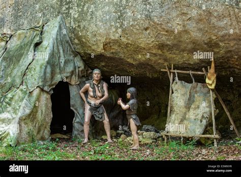 Neanderthal Shelter
