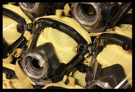 Scott Av 2000 Facepiece Kevlarheadnet Firefighter Scba Mask Size Large