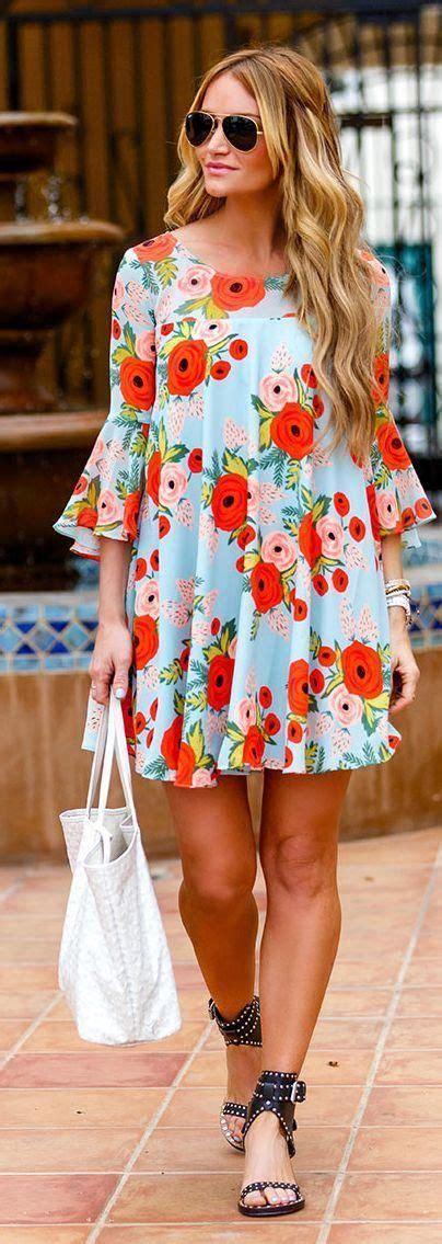 diseños de vestidos frescos para el verano Floral dress outfits Fashion Trendy dresses