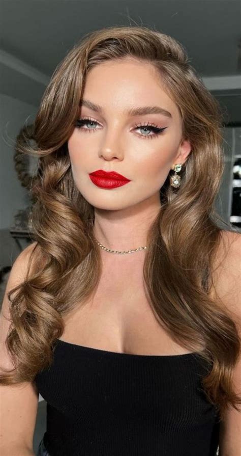 35 Best Prom Makeup Ideas Nude Eyes Red Lips