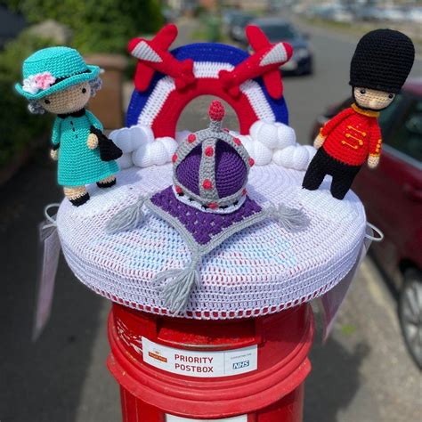 Platinum Jubilee Woolly Postbox Toppers Appear For Queen Bbc News