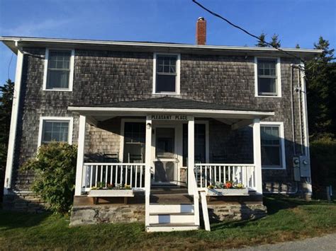 Hours may change under current circumstances Driftwood Inn and Cottages - UPDATED 2017 Reviews & Photos ...