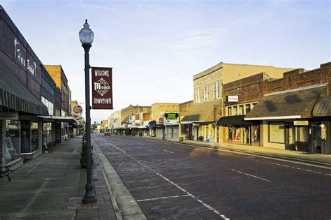 Visit Minden Louisianas Historic Main Street District Country Roads