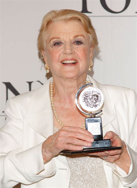 Remembering Angela Lansbury 1925 2022