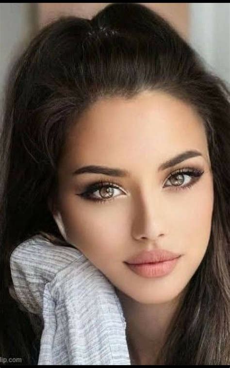 Pin by Diseño Web RMS on Hermosas Fem Beauty face Most beautiful eyes Brunette beauty