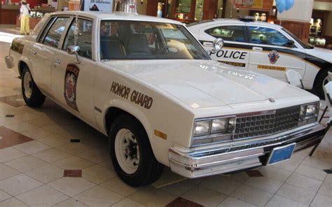 Top 10 Boxy Us Police Cars Of The 1980s Performancedrive