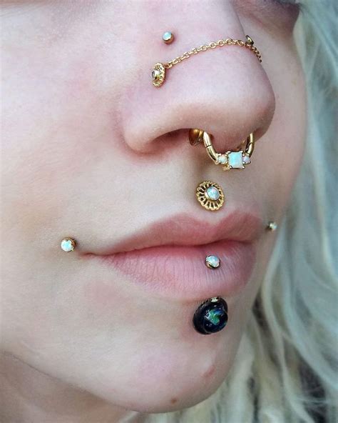 Im Loving The Chained Nostril Piercings Piercingsnosesweets Nose