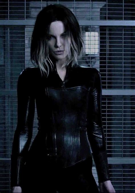 Pin by a l s 3 on UNÐERW㊉RLÐ BLOOD WARS Kate beckinsale pictures