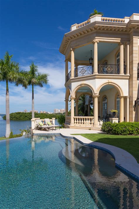 22 Utterly Luxurious Mediterranean Swimming Pools That Will Make Your