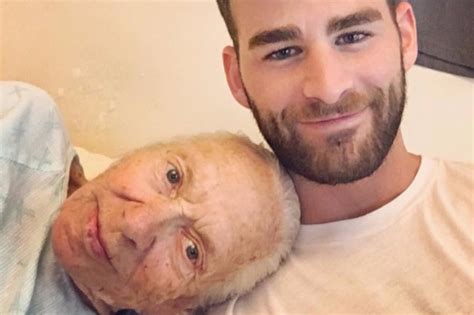 Young Man And 89 Year Old Ailing Woman Form Unique Friendship Cbs Los
