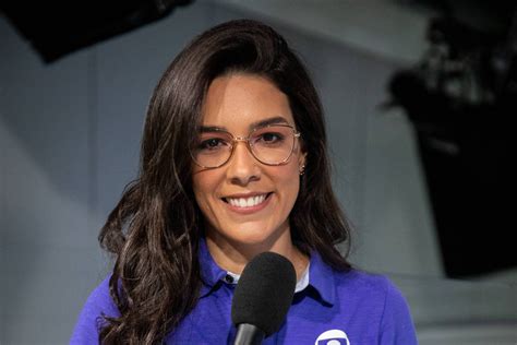 Renata Silveira Estreia Como Narradora Na Globo E Web Comemora Histórico Diario De Cuiabá