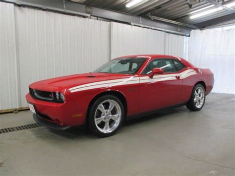 Purchase Used 2013 Red Dodge Challenger Hemi Rt Classic 21000 Miles