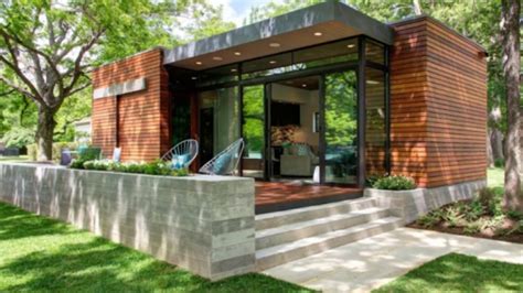 Check out these small house pictures and plans that 67 tiny houses that'll have you trying to move in asap. Living In A Tiny House - Modern and Luxurious Tiny House ...