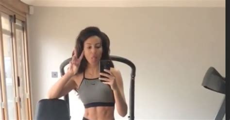 Michelle Keegan Flashes Impossibly Toned Abs In Revealing Gym Gear Ok