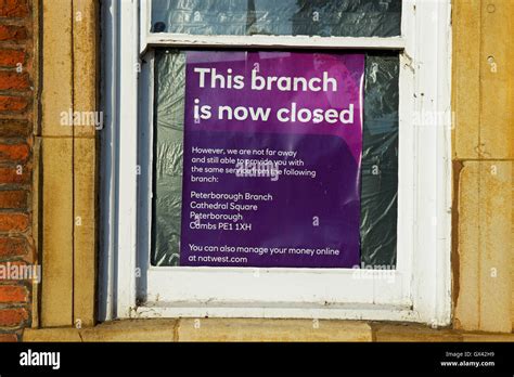 Closed Bank Branch Hi Res Stock Photography And Images Alamy