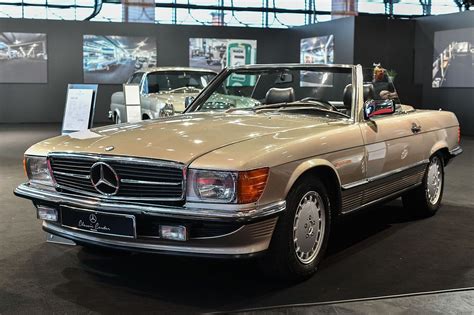 Mercedes-Benz Baureihe 107 - Wikipedia | Mercedes benz classic, Mercedes benz, Old mercedes