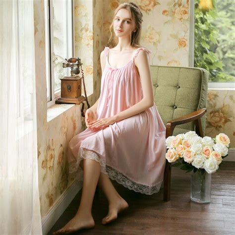 2019 Princess Style Honeymoon Nightdress Elegant Lace Summer Chemise Bathrobe Women Night Wear